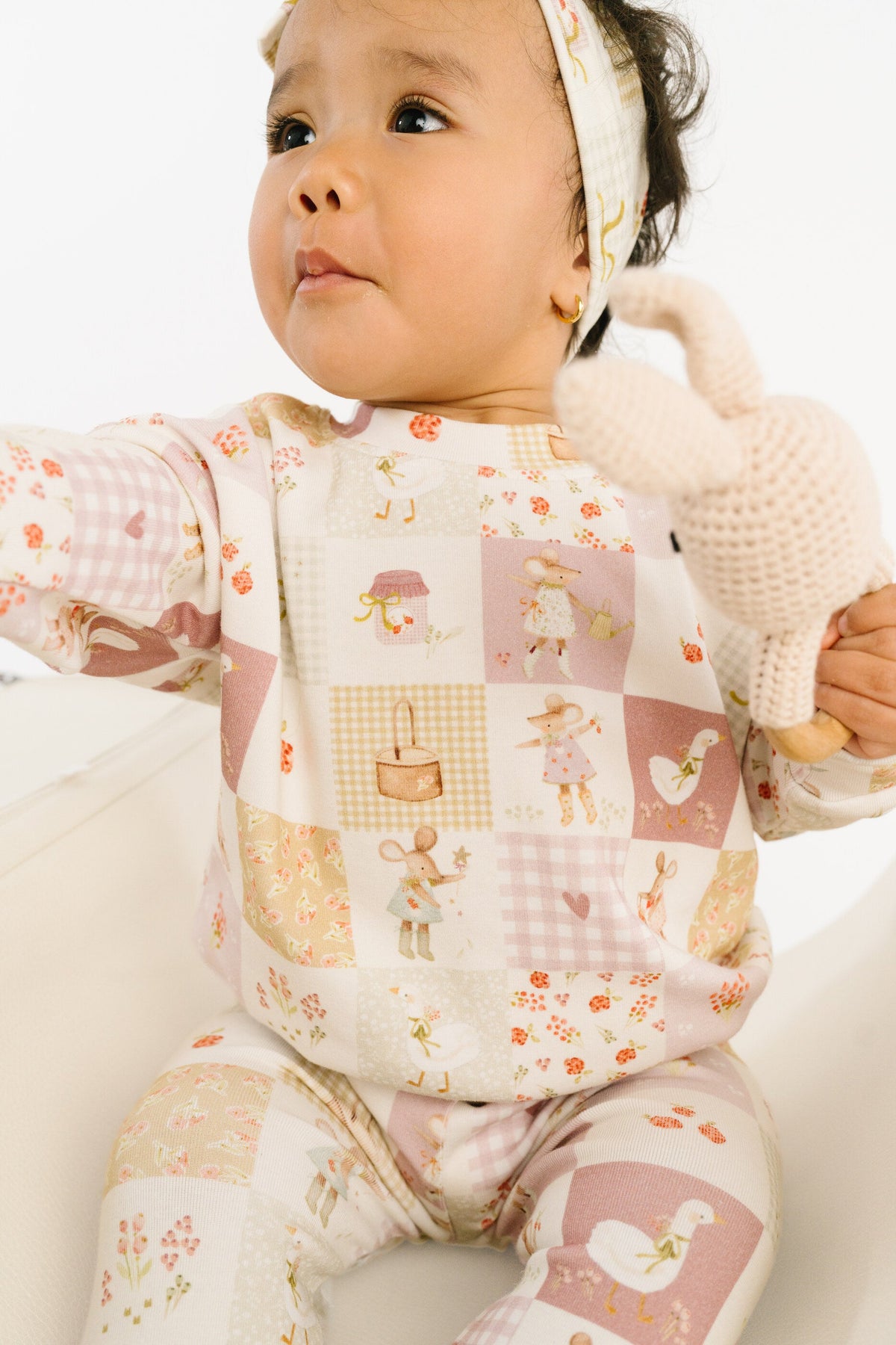 Storybook Picnic Crewneck Set